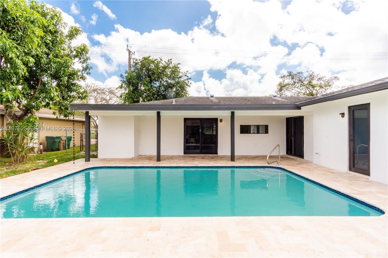 7951 SW 30th St - 49