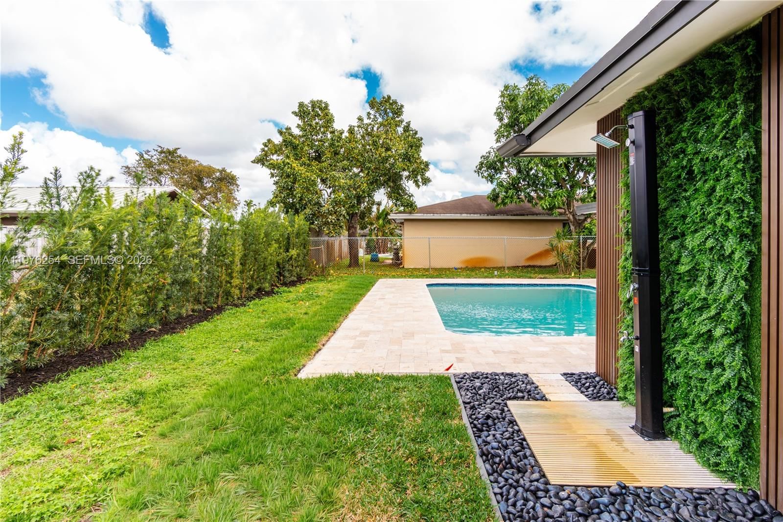 7951 SW 30th St - 53