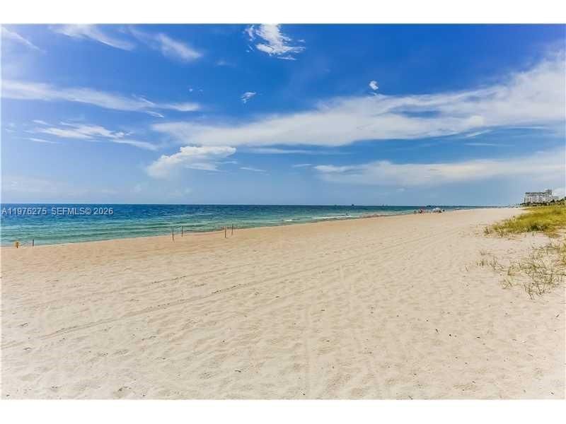 4228 OCEAN DR, Unit 17 - 43