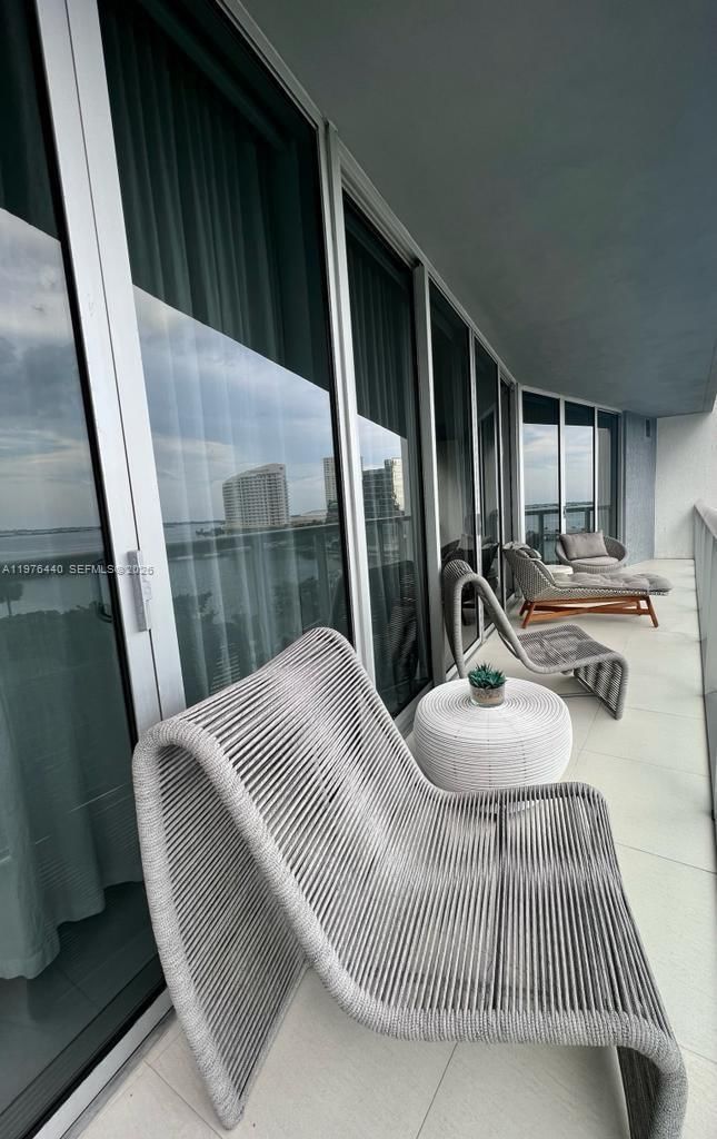 495 BRICKELL AVE, Unit 805 - 10