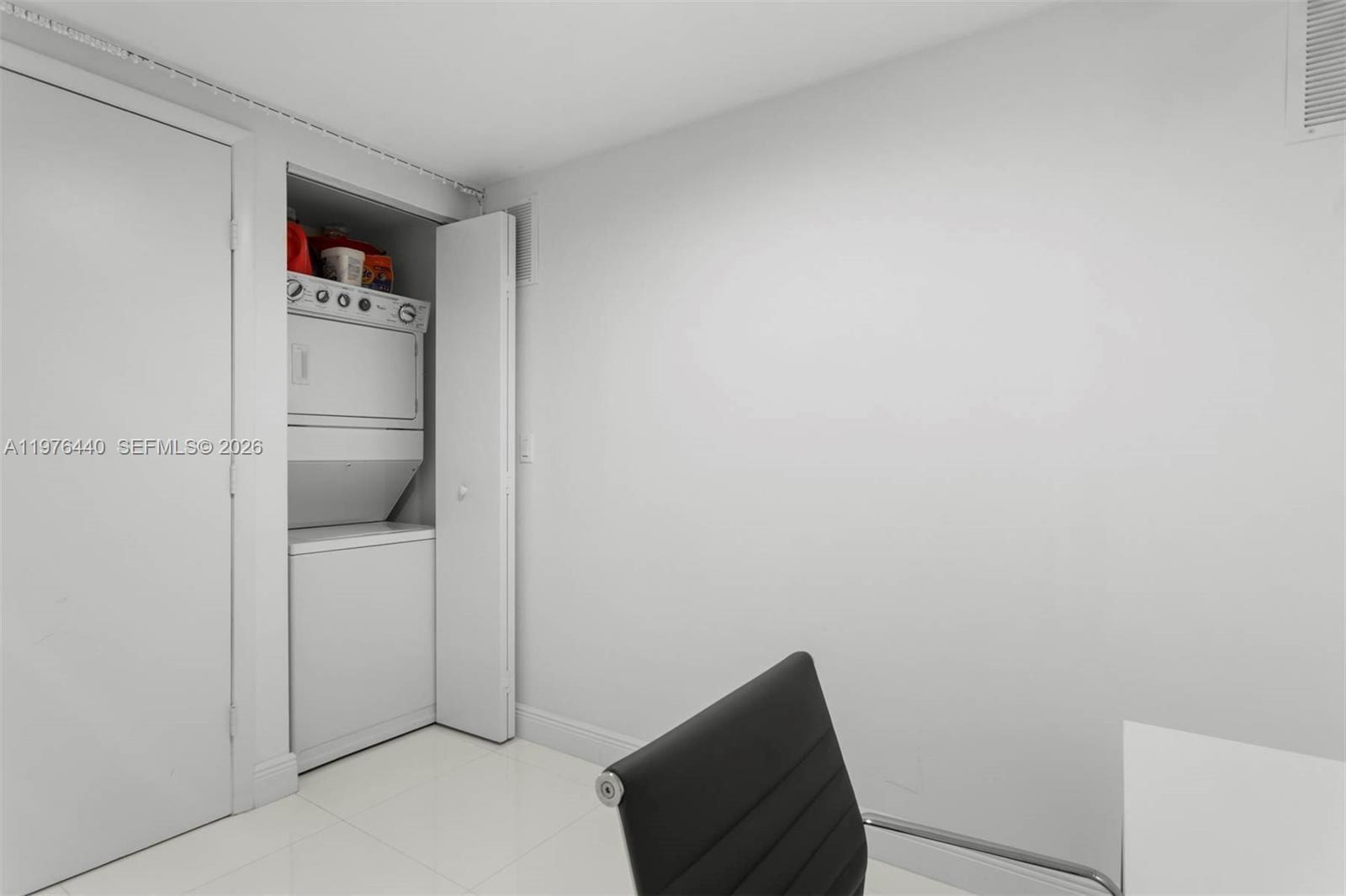 495 BRICKELL AVE, Unit 805 - 23