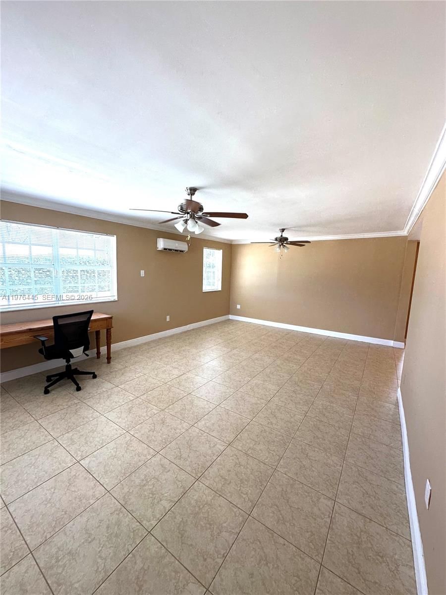 3101 SW 67th Ave - 2