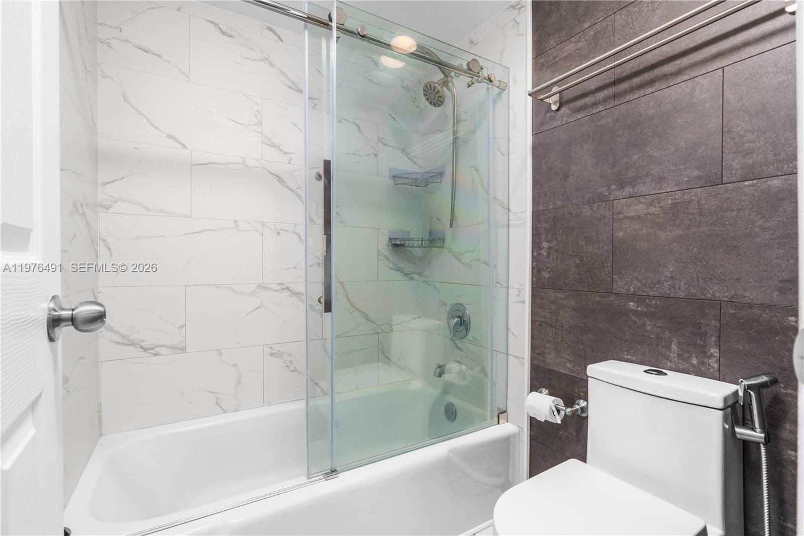 3730 INVERRARY DR, Unit 2H - 13