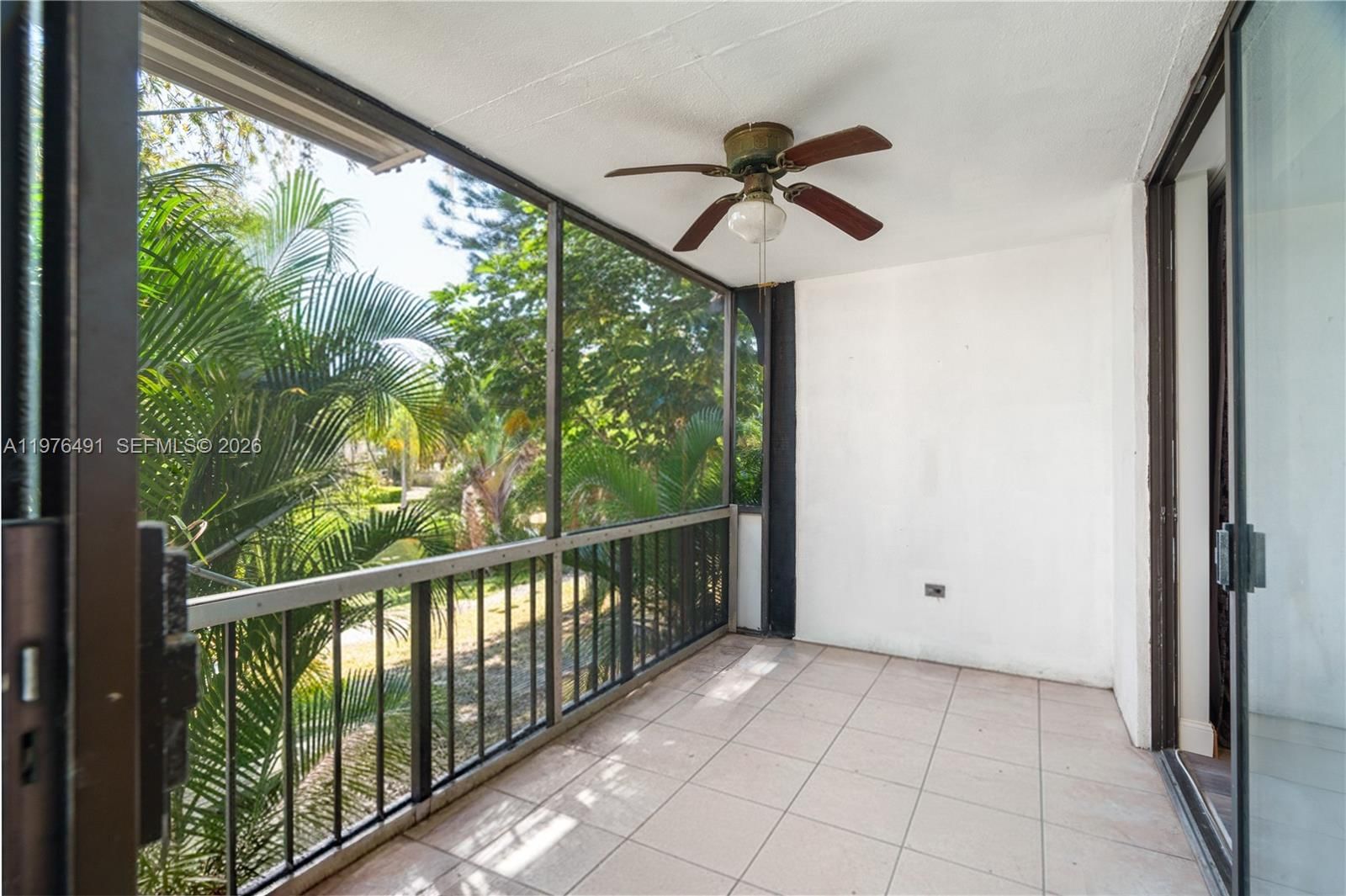 3730 INVERRARY DR, Unit 2H - 16