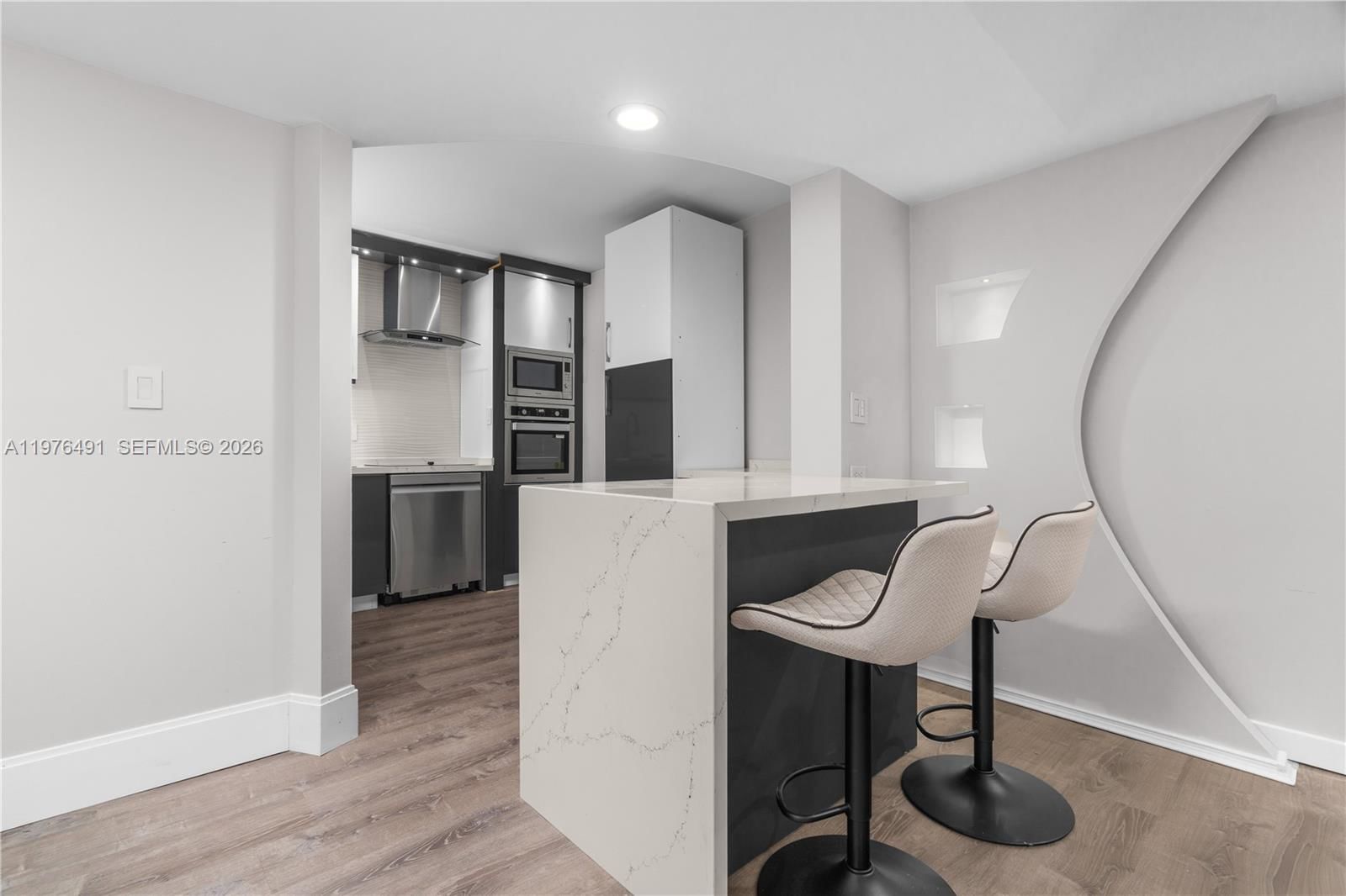 3730 INVERRARY DR, Unit 2H - 3