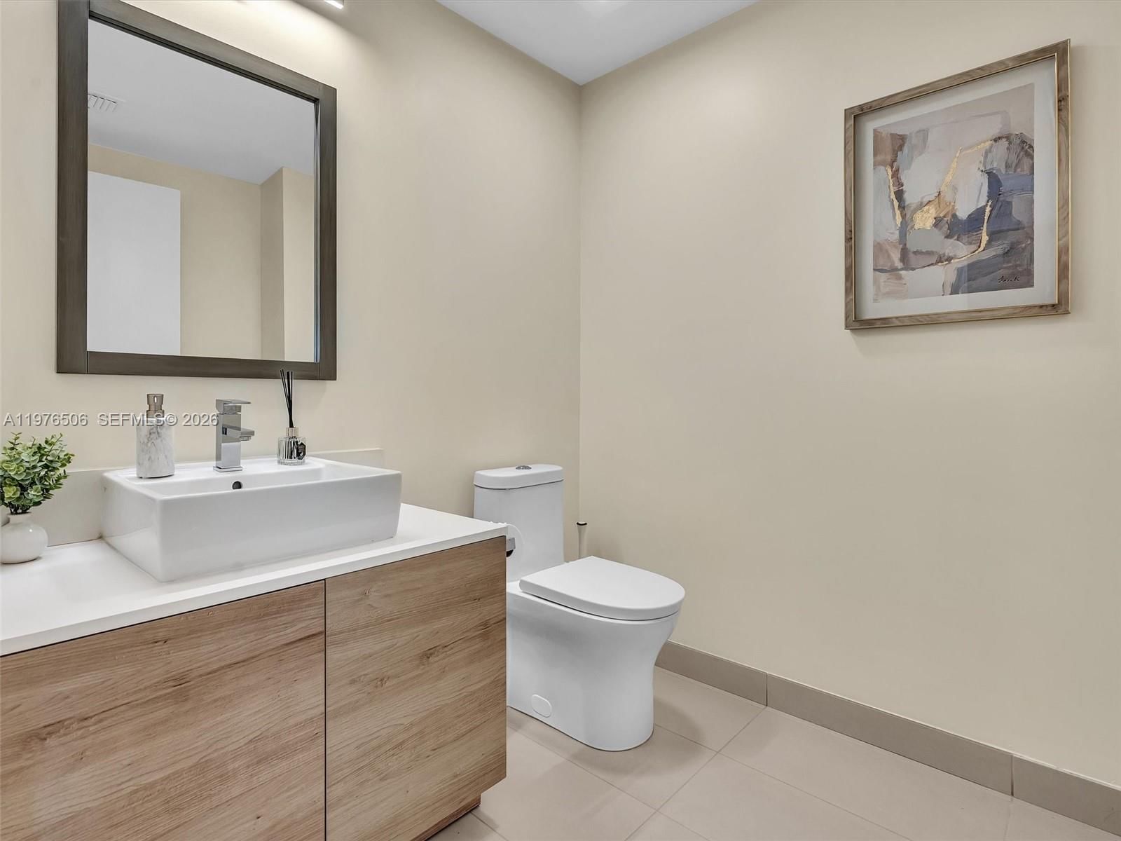 10201 E Bay Harbor Dr, Unit 401 - 18