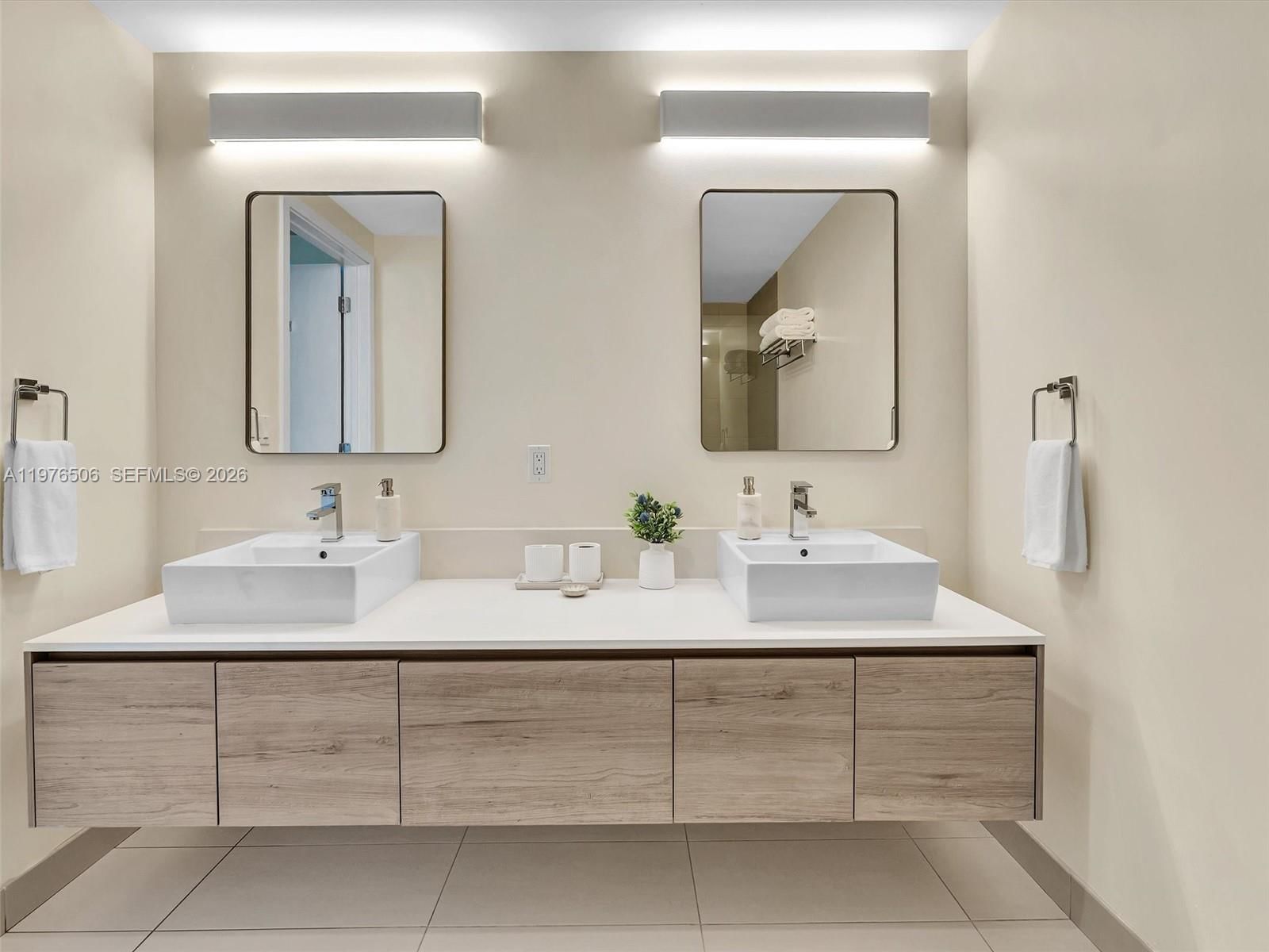 10201 E Bay Harbor Dr, Unit 401 - 21