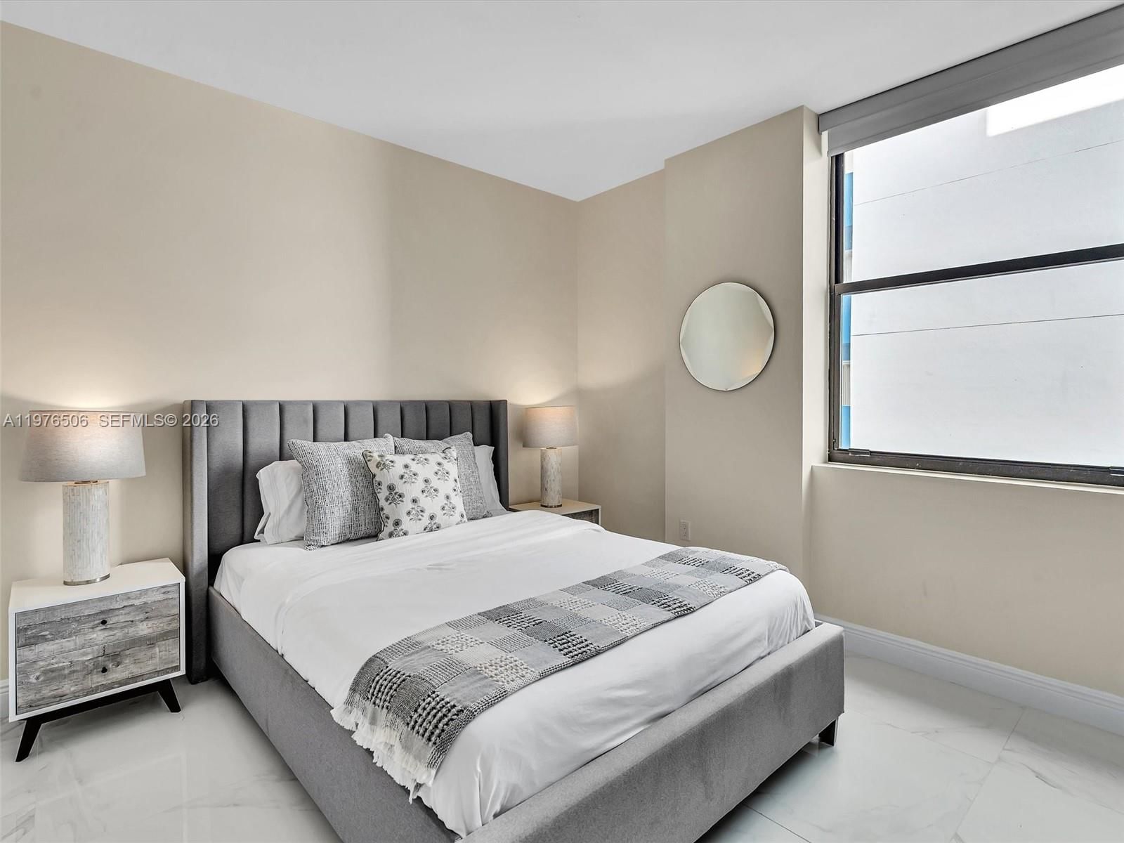 10201 E Bay Harbor Dr, Unit 401 - 23