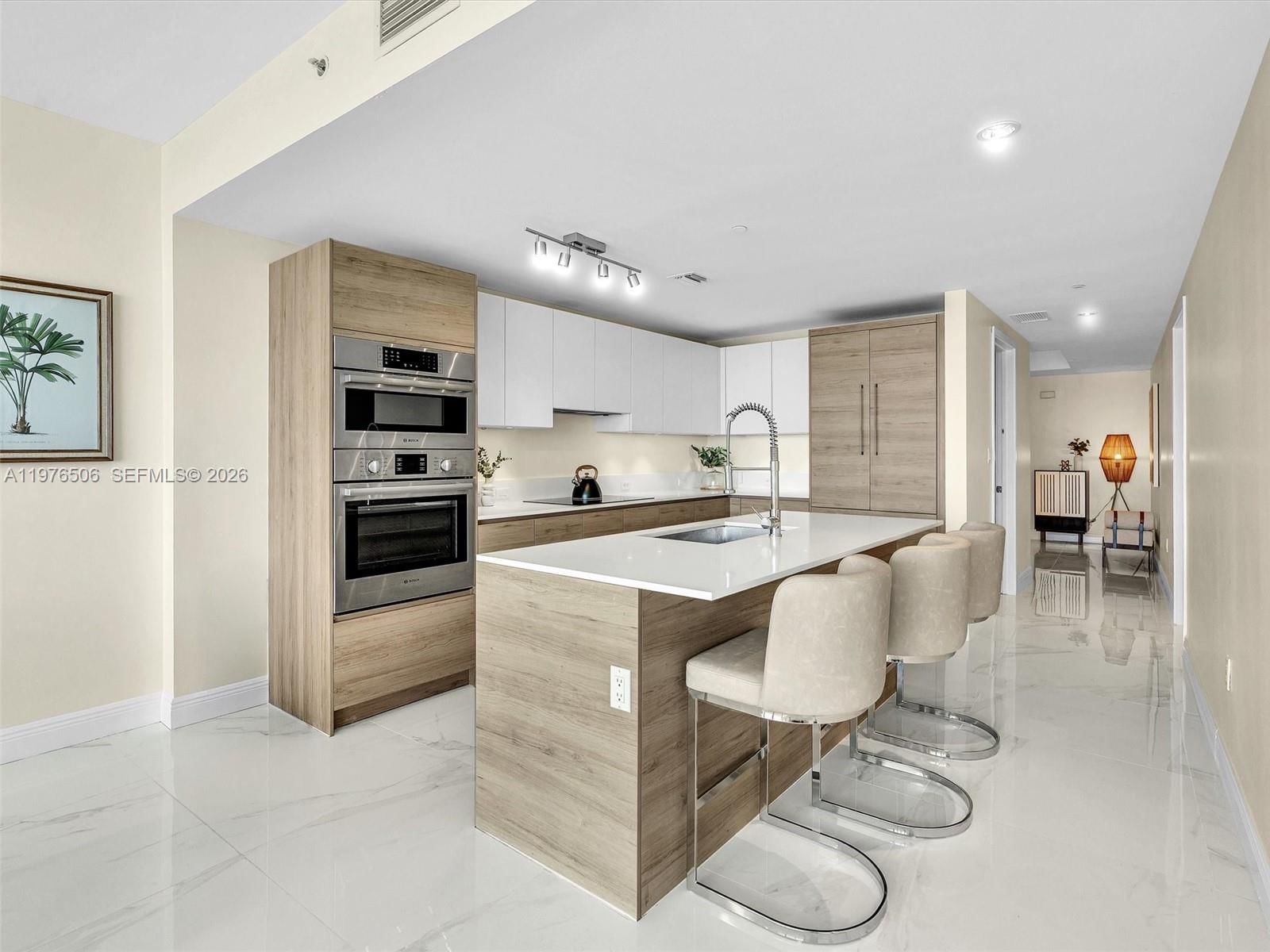 10201 E Bay Harbor Dr, Unit 401 - 9