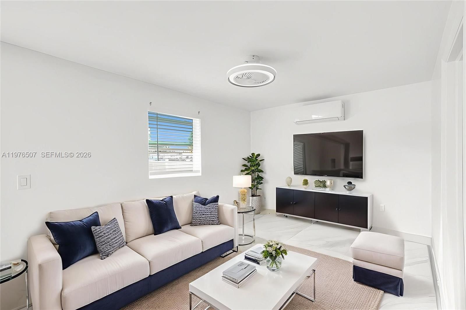 2001 N 22nd Ave - 15