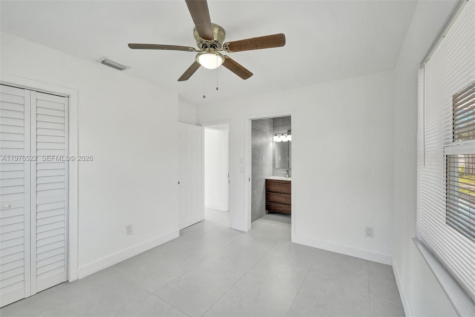 4701 N Andrews Ave - 17