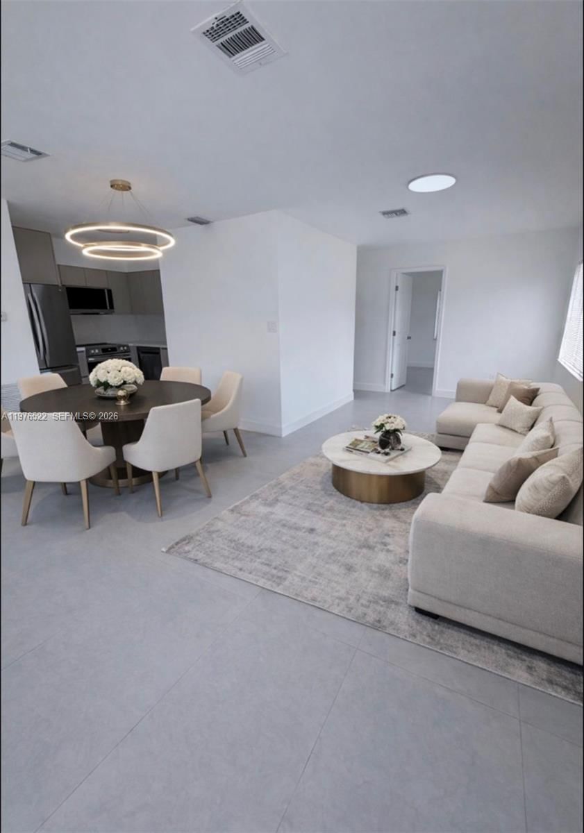 4701 N Andrews Ave - 25