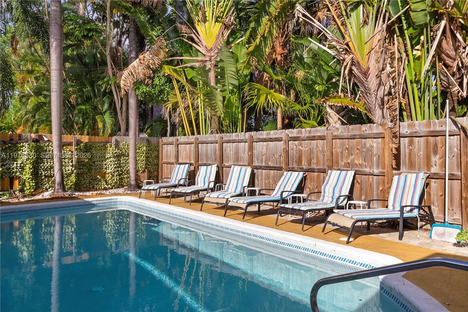 3024 NE 2nd Ter - 33