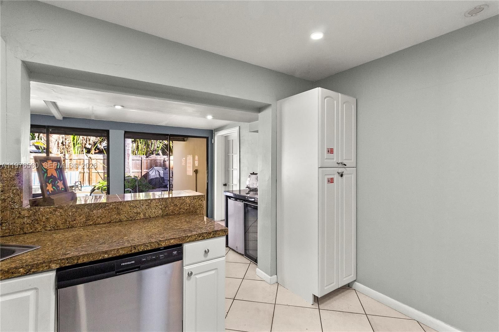 3024 NE 2nd Ter - 40