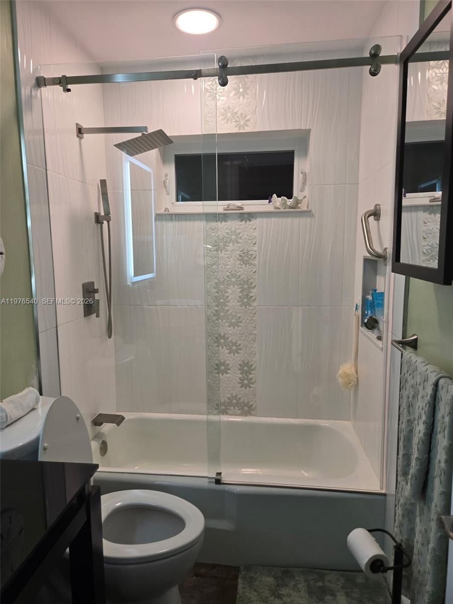 2431 SW 82nd Ave, Unit 305 - 16