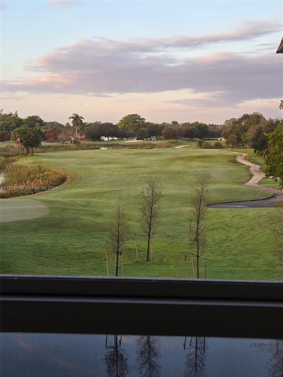 2431 SW 82nd Ave, Unit 305 - 26