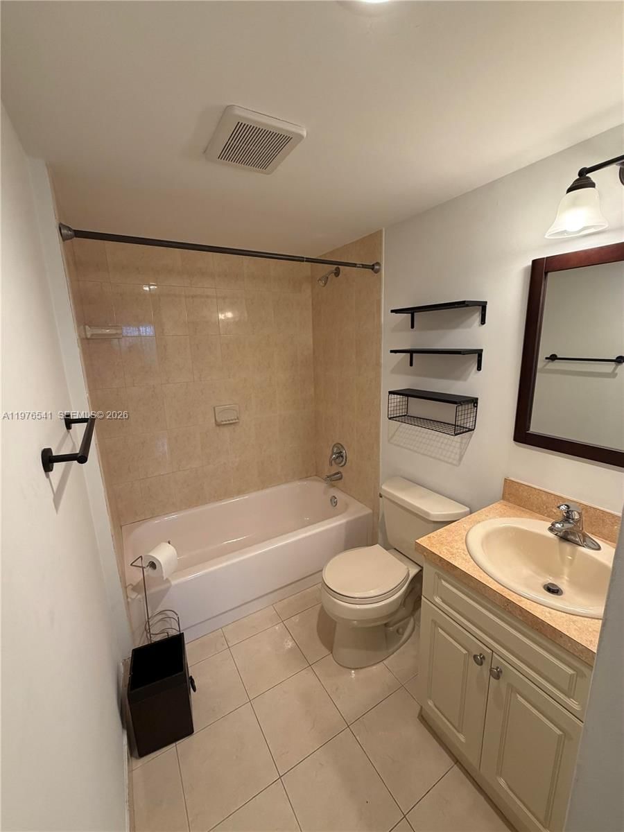 4166 INVERRARY DR, Unit 410 - 22