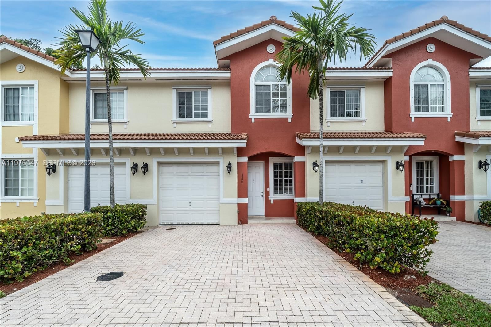 5327 SW 40TH AVE - 1