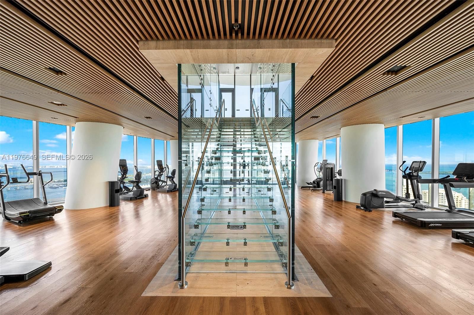 300 BISCAYNE BLVD WAY, Unit 1605 - 35