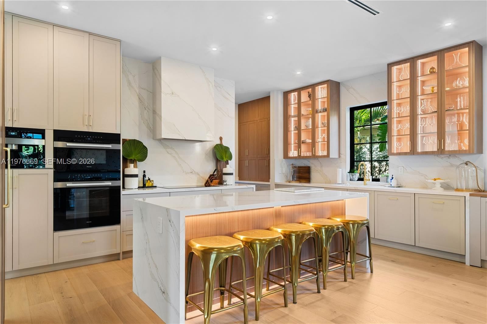 2015 COUNTRY CLUB PRADO - 12