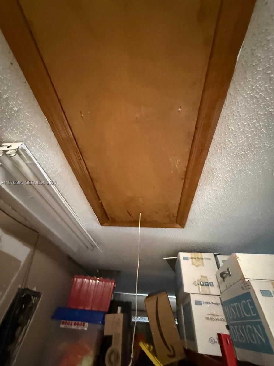 8105 NW 74th Ter - 15