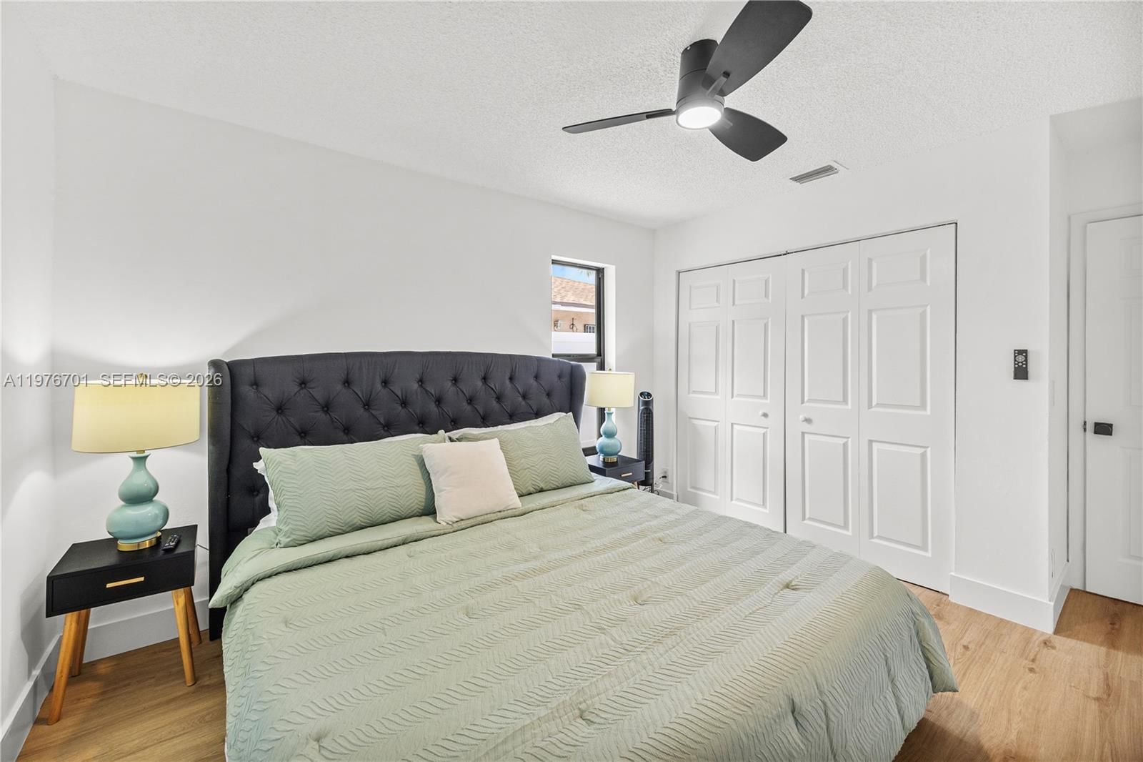 324 STERLING AVE - 21