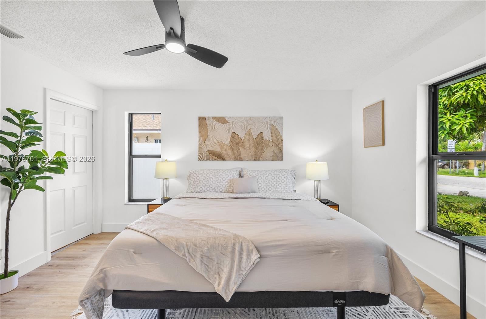 324 STERLING AVE - 29