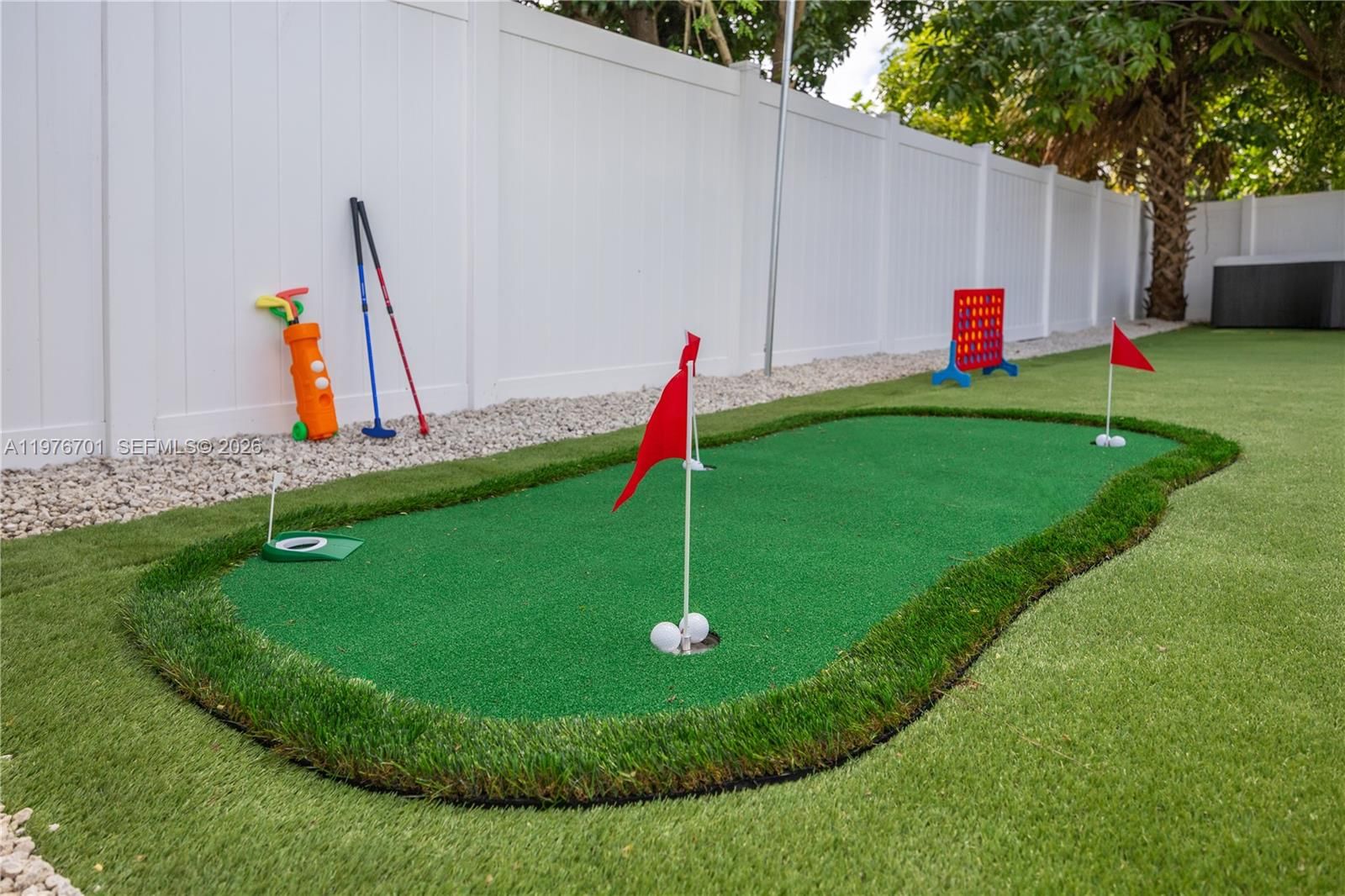 324 STERLING AVE - 37