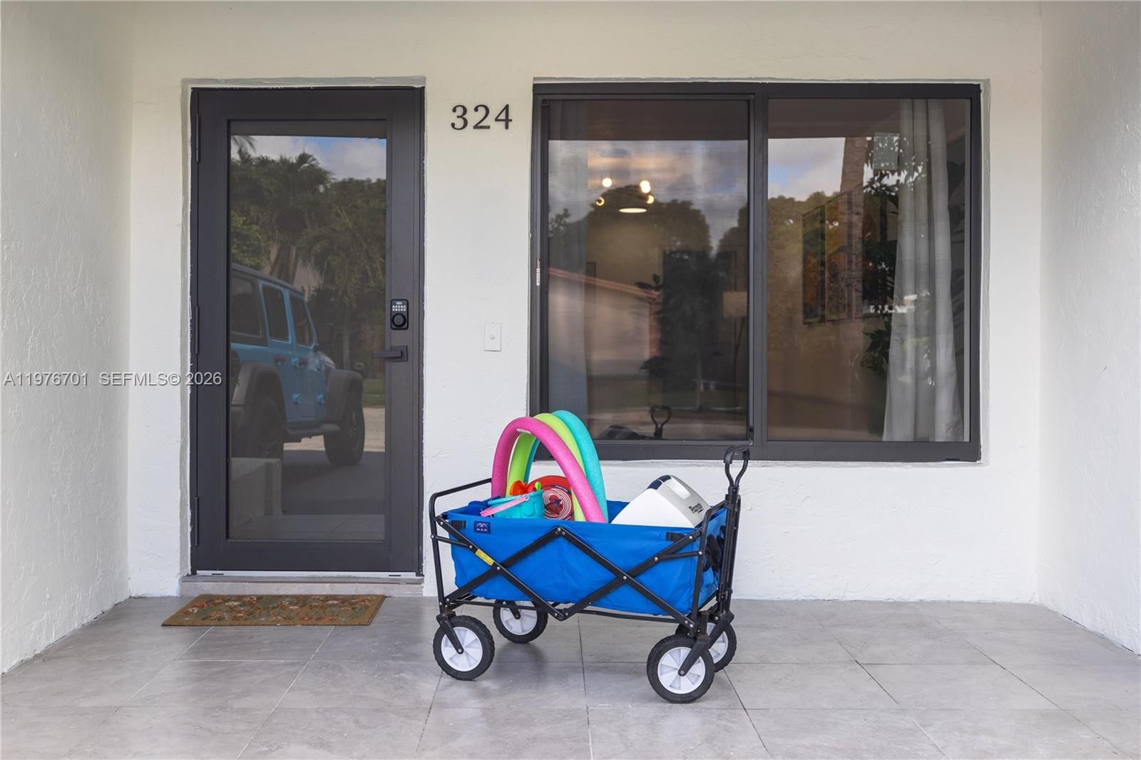 324 STERLING AVE - 4