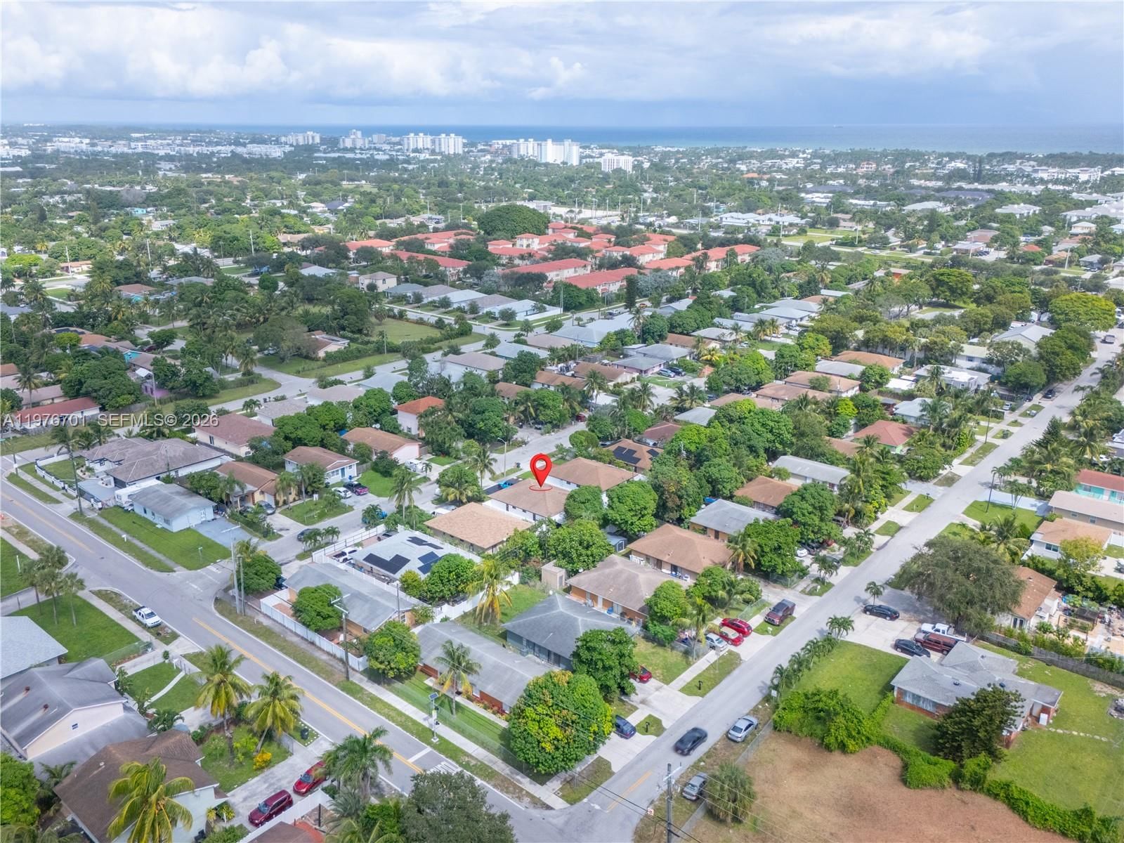 324 STERLING AVE - 40