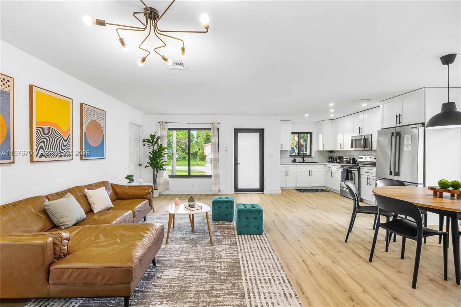 324 STERLING AVE - 9