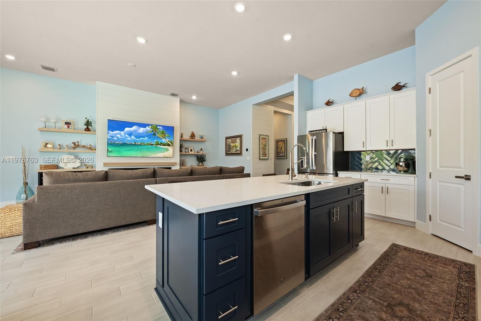 7715 Seacoast Dr - 10