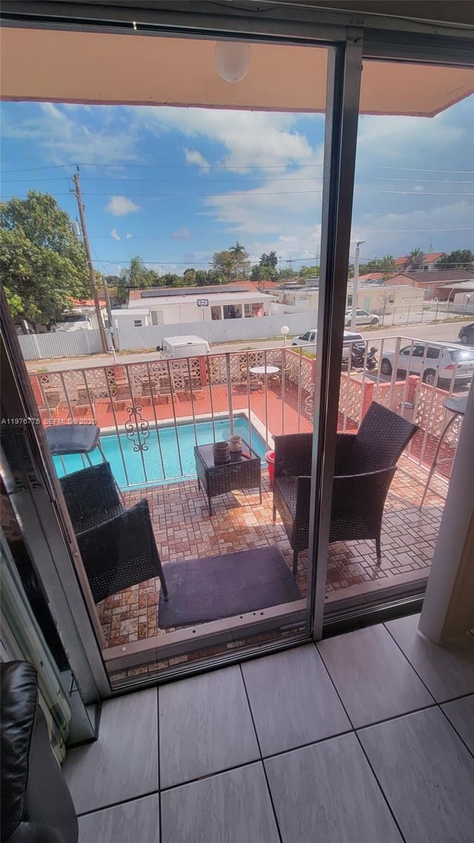 6820 W Flagler St, Unit 207 - 17