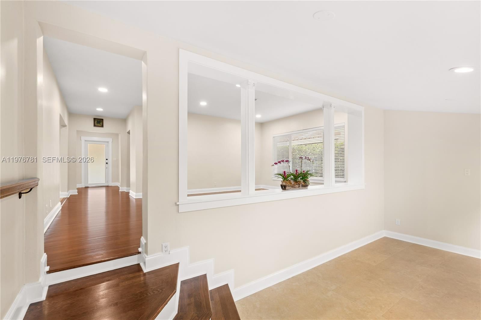 140 Santander Ave - 28