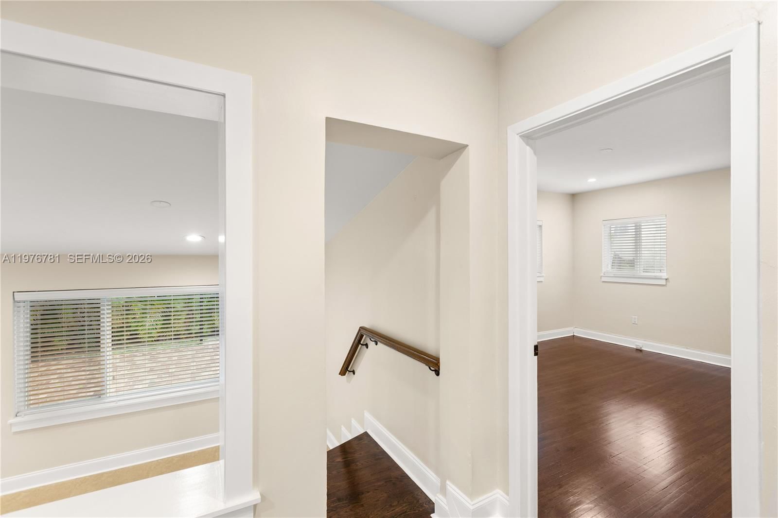 140 Santander Ave - 38