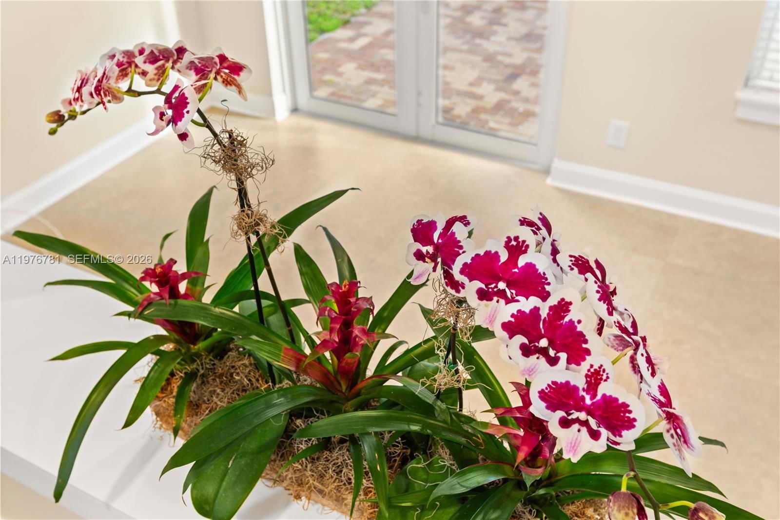 140 Santander Ave - 39