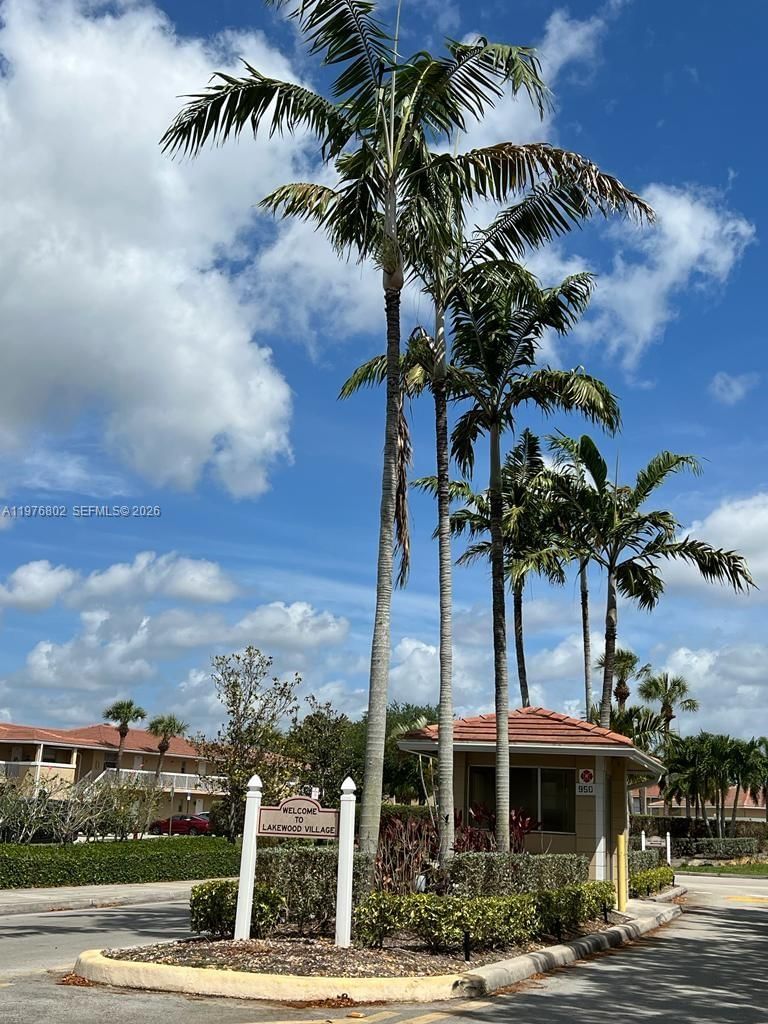 10204 TWIN LAKES DR, Unit 14-H - 4