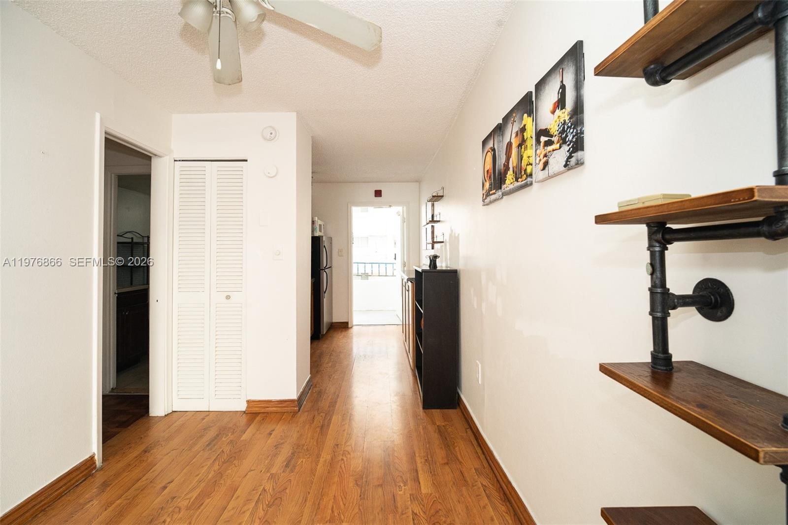 1750 JAMES AVE, Unit 4J - 6