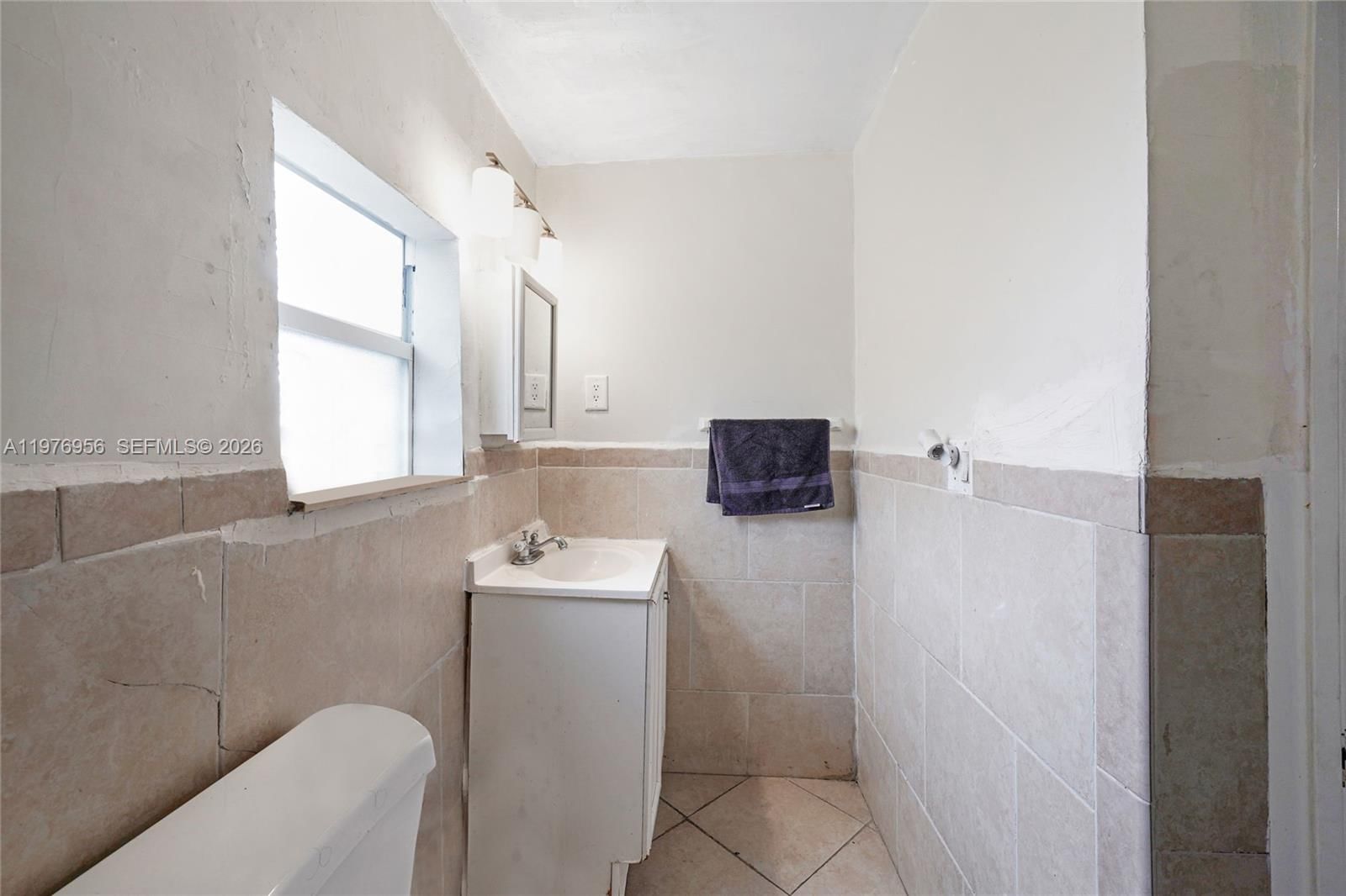 1385 NE 130th St - 10