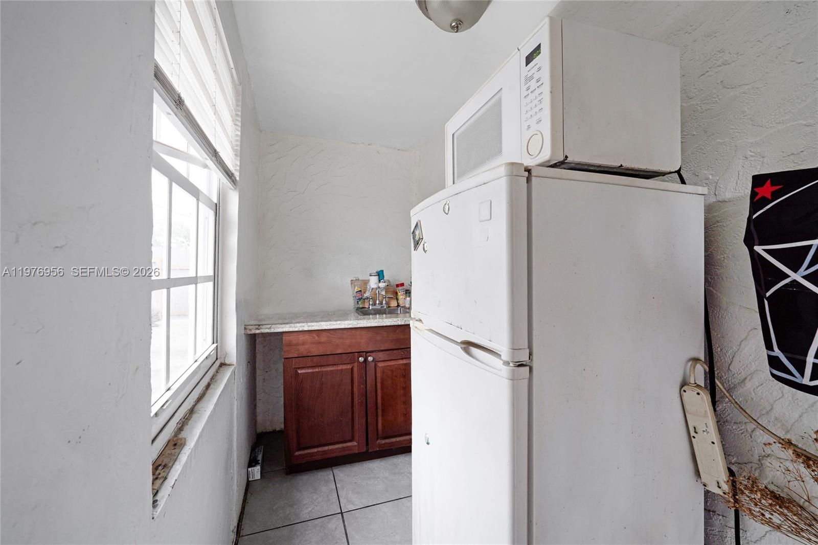 1385 NE 130th St - 16