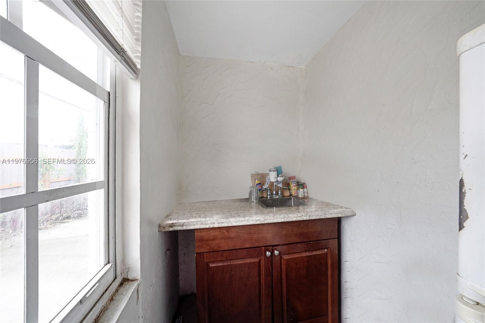 1385 NE 130th St - 17