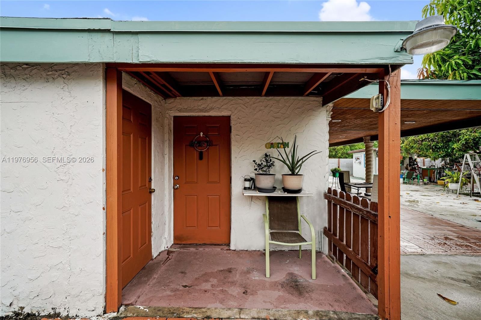 1385 NE 130th St - 18