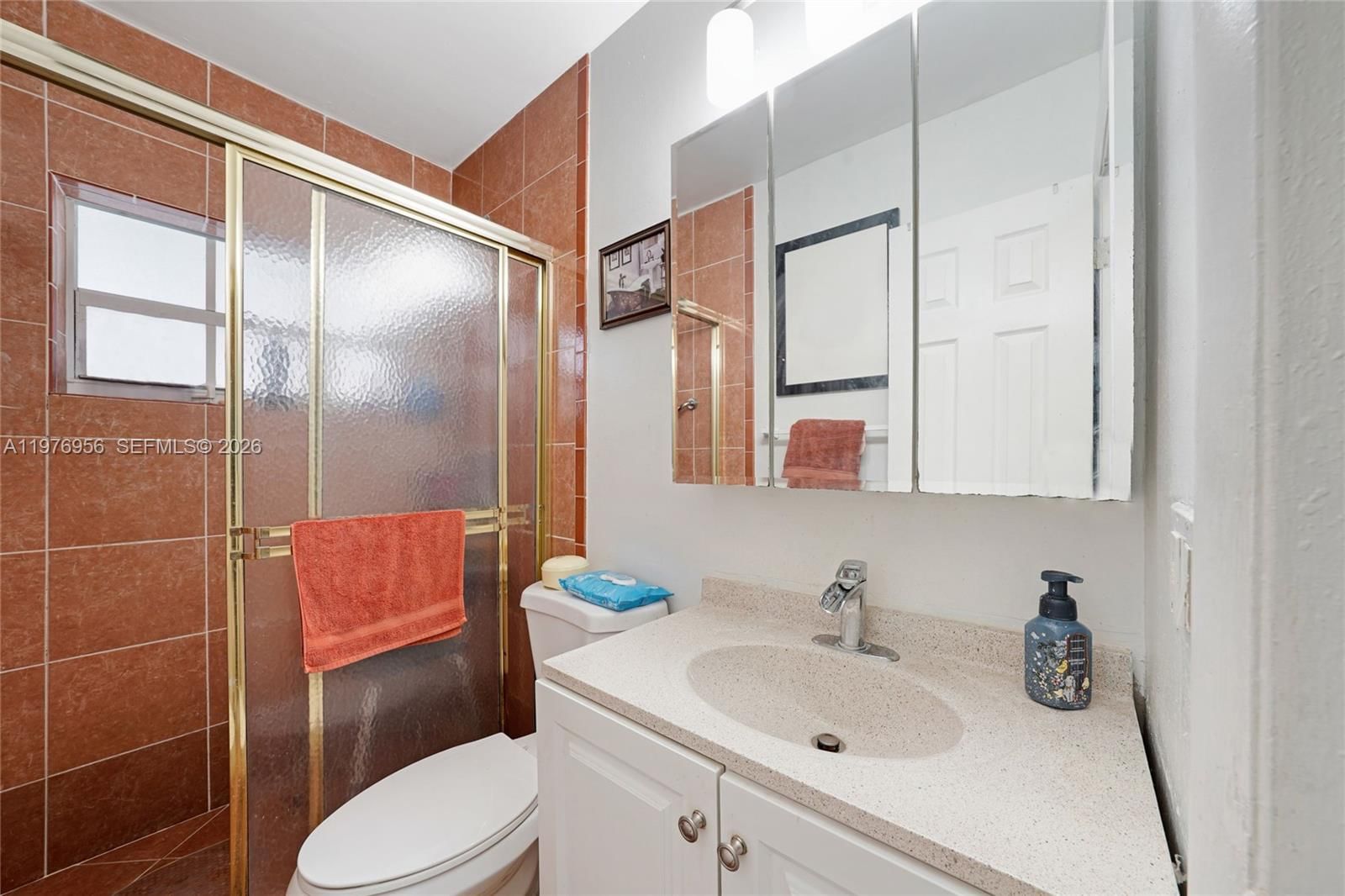 1385 NE 130th St - 22