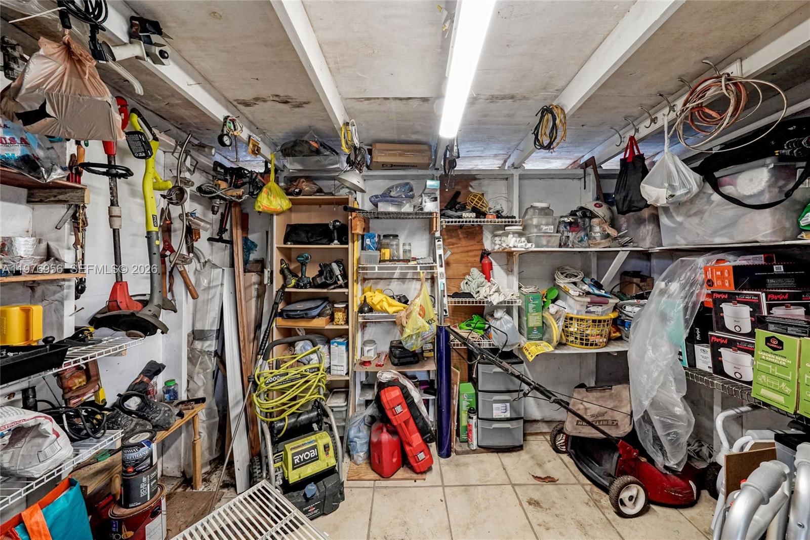 1385 NE 130th St - 37