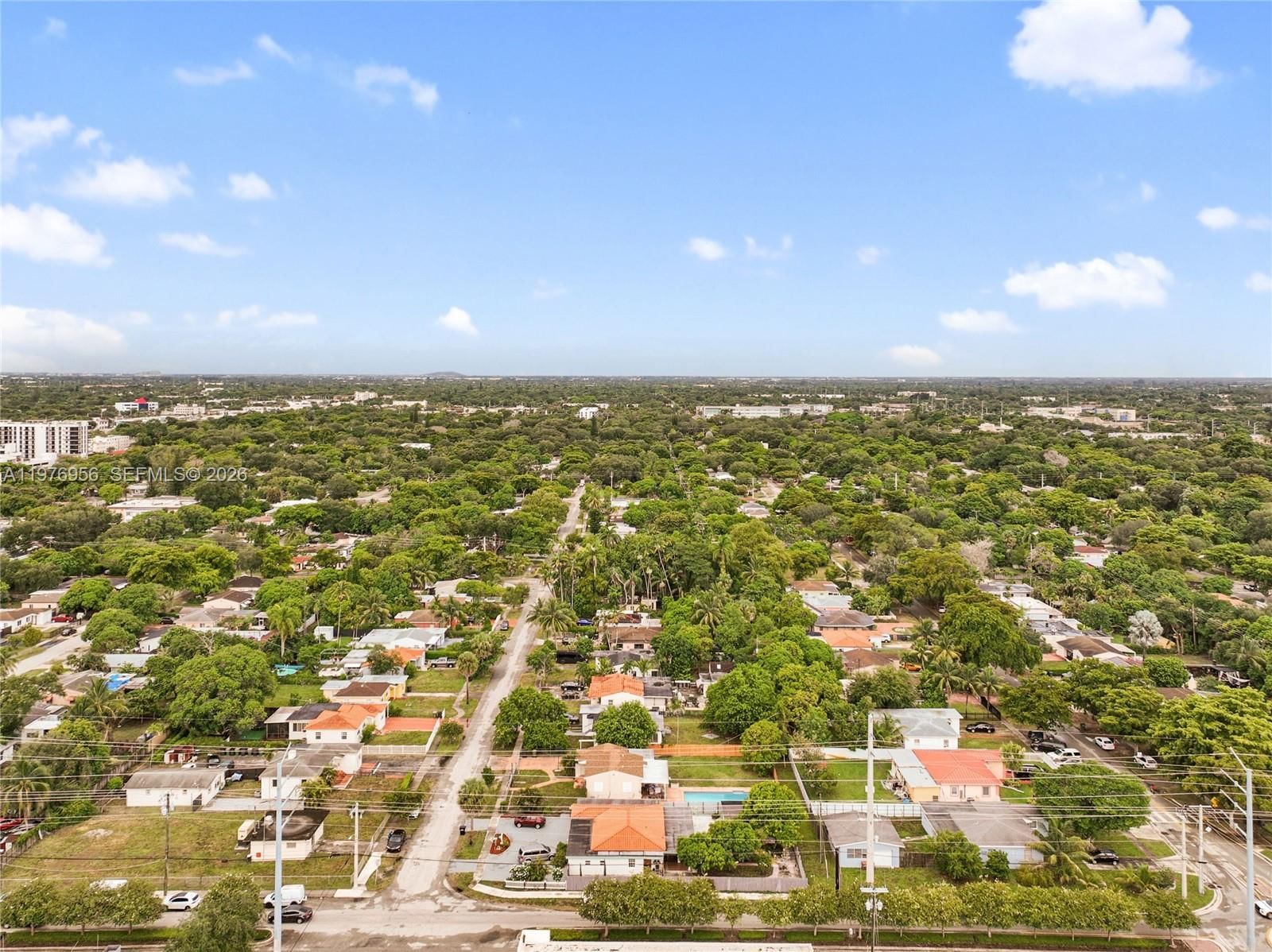 1385 NE 130th St - 44