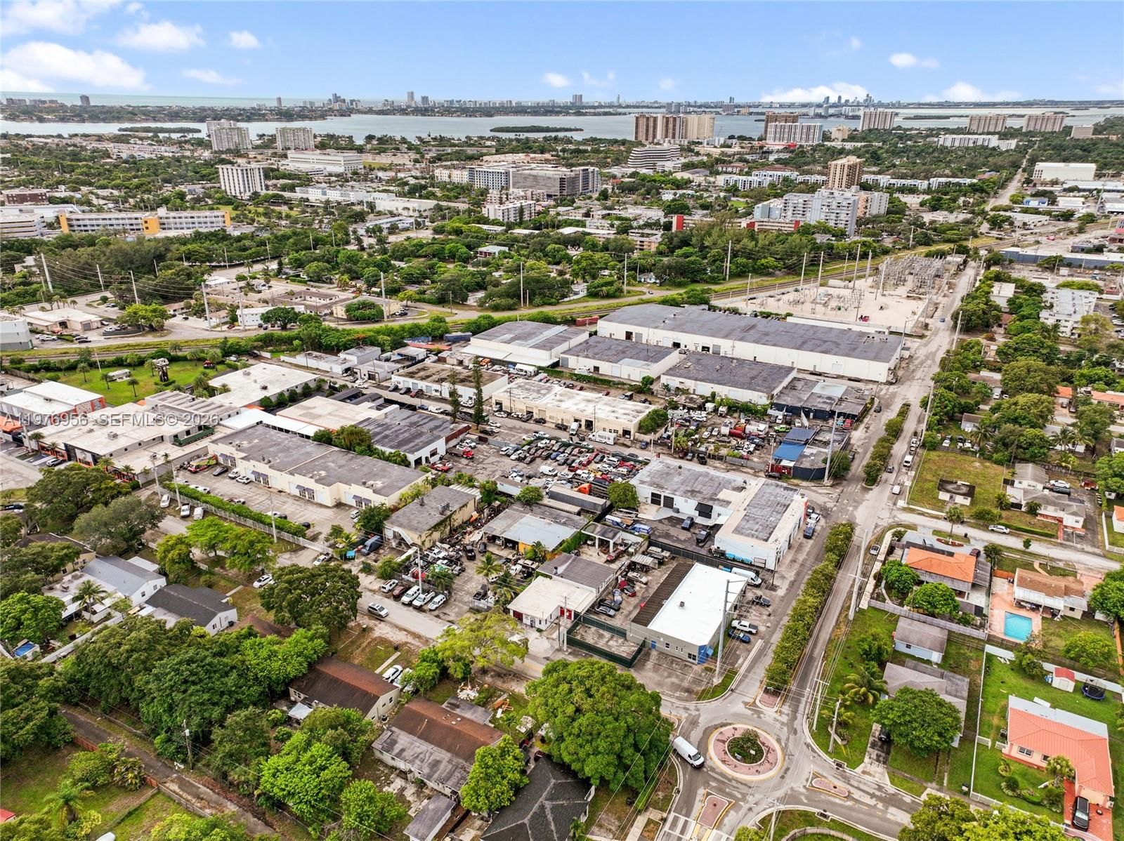 1385 NE 130th St - 56