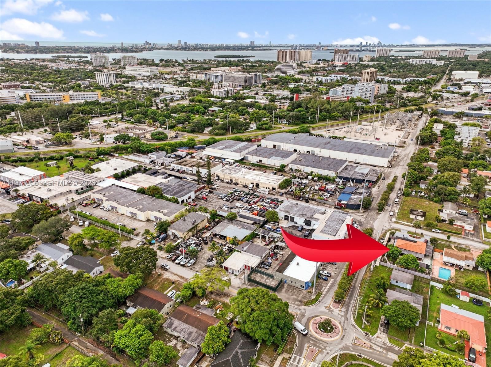 1385 NE 130th St - 57