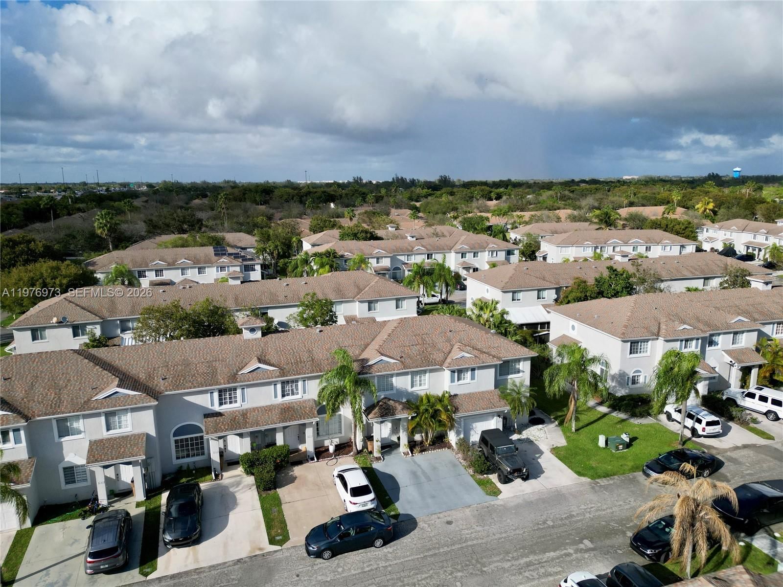 4765 SW 14th St - 44