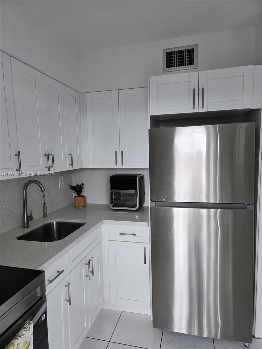 6560 Winfield Blvd, Unit 205 - 9