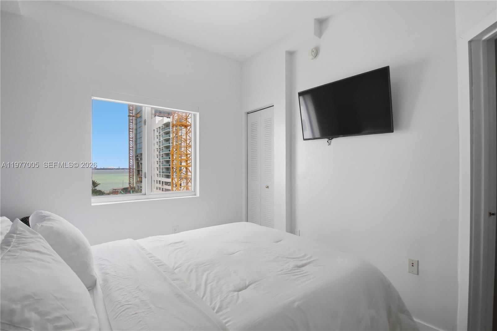 481 NE 29th St, Unit 604 - 15